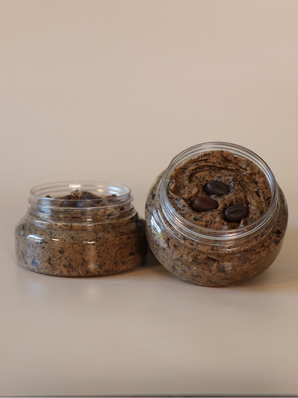 "Coffee & Cream" Foaming Body Scrub